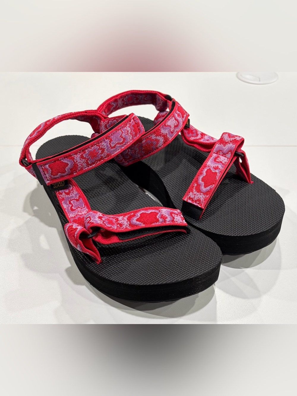 Teva Women's Size 9 Midform Universal Sport Sandals Pink Purple NWT Water